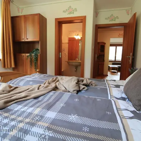 Dorfblick Diamant - Panoramic & Ski-to-door Apartment *